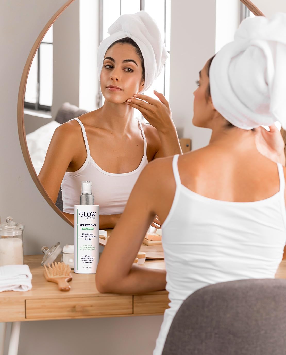 جلـــــو مارك تونر قابض لمسام البشره الدهنيه 200 مل